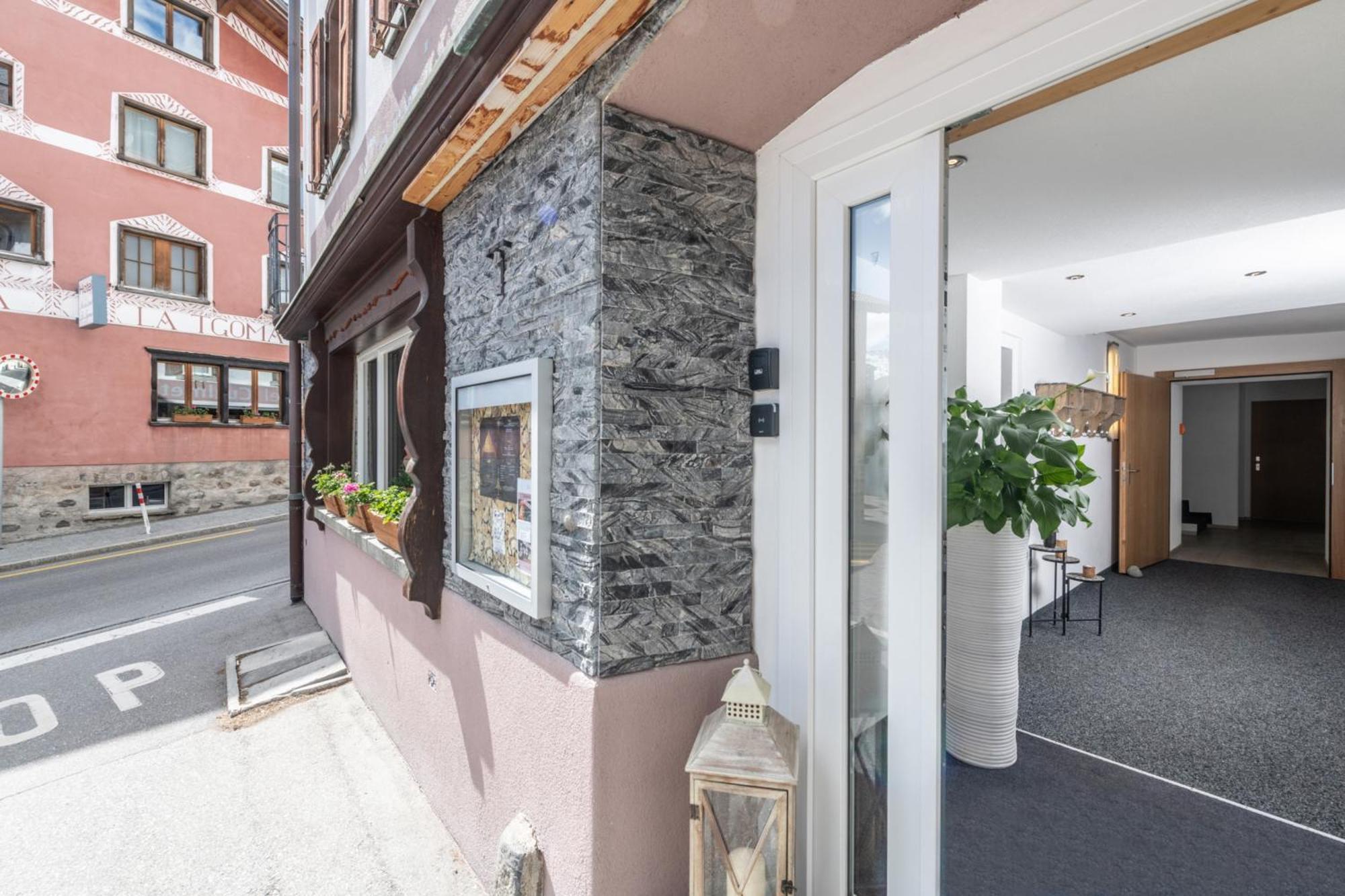 La Tgoma - Hotel & Restaurant Lenz Экстерьер фото